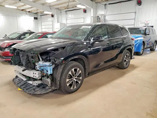 5TDHZRBH1MS540783 2021 TOYOTA HIGHLANDER - Image 1