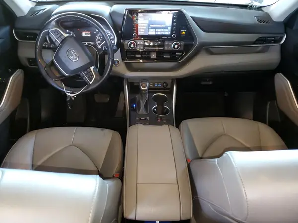 5TDHZRBH1NS163115 2022 TOYOTA HIGHLANDER - Image 8