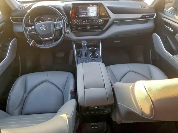 5TDHZRBH1NS185664 2022 TOYOTA HIGHLANDER - Image 8