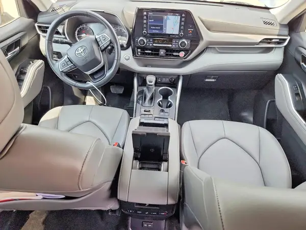 5TDHZRBH1NS232465 2022 TOYOTA HIGHLANDER - Image 8