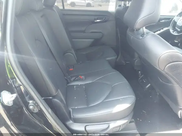 5TDHZRBH2LS506446 2020 TOYOTA HIGHLANDER - Image 8