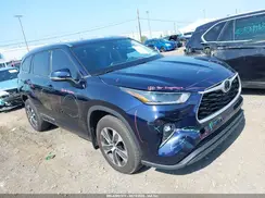 5TDHZRBH2MS073633 2021 TOYOTA HIGHLANDER