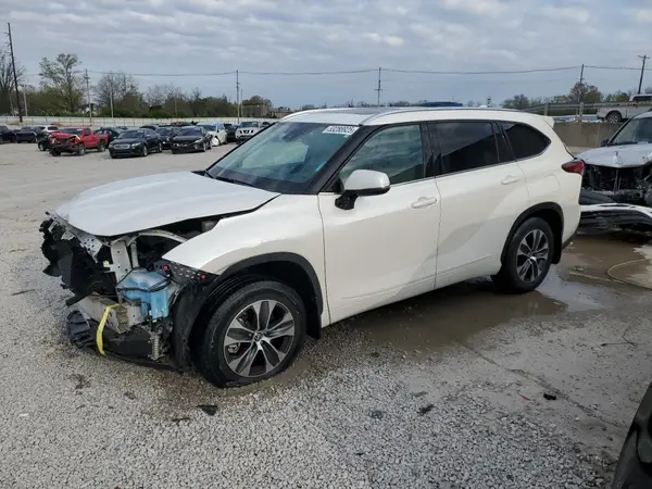 5TDHZRBH2MS075088 2021 TOYOTA HIGHLANDER - Image 1
