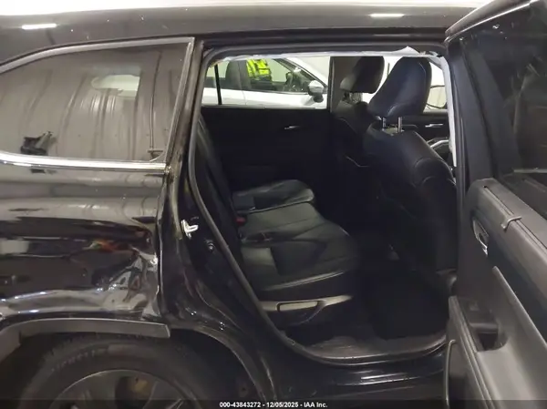 5TDHZRBH2MS100250 2021 TOYOTA HIGHLANDER - Image 8