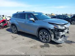 5TDHZRBH2MS124631 2021 TOYOTA HIGHLANDER