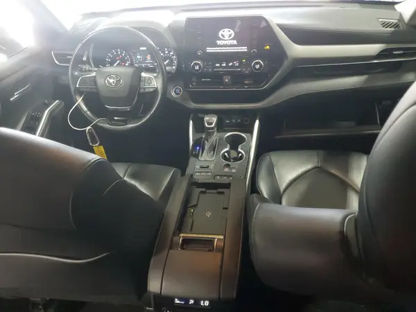 5TDHZRBH2MS541196 2021 TOYOTA HIGHLANDER - Image 8
