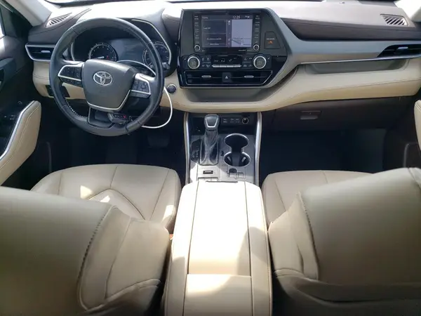 5TDHZRBH2NS161082 2022 TOYOTA HIGHLANDER - Image 8