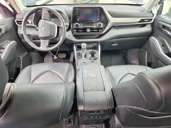 5TDHZRBH2NS178481 2022 TOYOTA HIGHLANDER - Image 8