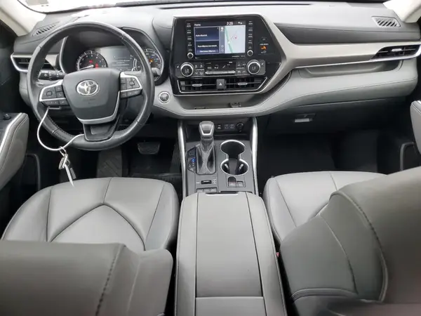 5TDHZRBH2NS251736 2022 TOYOTA HIGHLANDER - Image 8