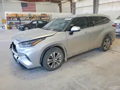5TDHZRBH2NS576175 2022 TOYOTA HIGHLANDER