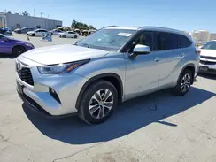 5TDHZRBH3LS028246 2020 TOYOTA HIGHLANDER