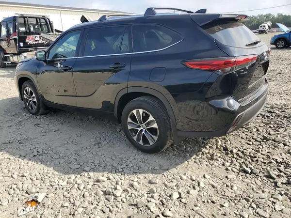 5TDHZRBH3LS050327 2020 TOYOTA HIGHLANDER - Image 2