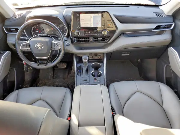 5TDHZRBH3MS158237 2021 TOYOTA HIGHLANDER - Image 8