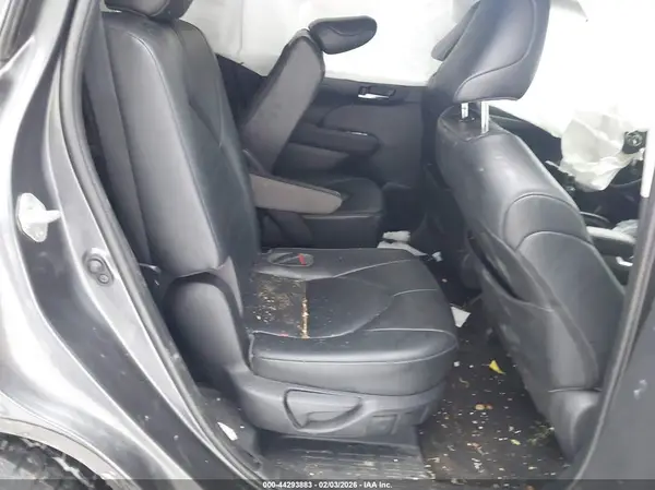 5TDHZRBH3MS523337 2021 TOYOTA HIGHLANDER - Image 8