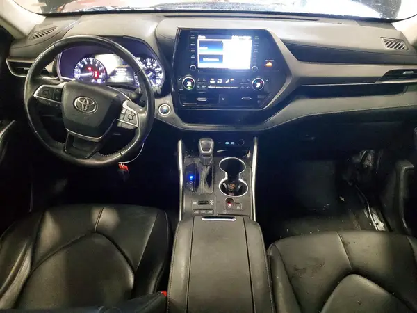 5TDHZRBH3NS203517 2022 TOYOTA HIGHLANDER - Image 8