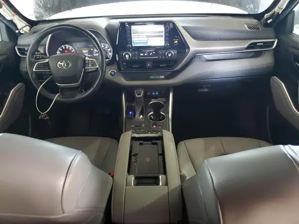 5TDHZRBH3NS204246 2022 TOYOTA HIGHLANDER - Image 8