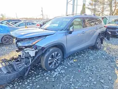 5TDHZRBH3NS233195 2022 TOYOTA HIGHLANDER