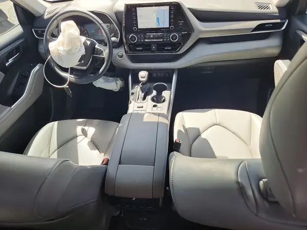 5TDHZRBH3NS569011 2022 TOYOTA HIGHLANDER - Image 8