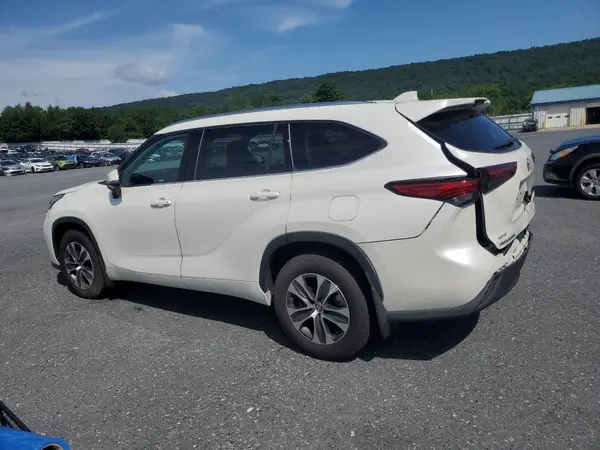 5TDHZRBH4LS040020 2020 TOYOTA HIGHLANDER - Image 2