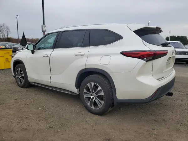 5TDHZRBH4LS515097 2020 TOYOTA HIGHLANDER - Image 2