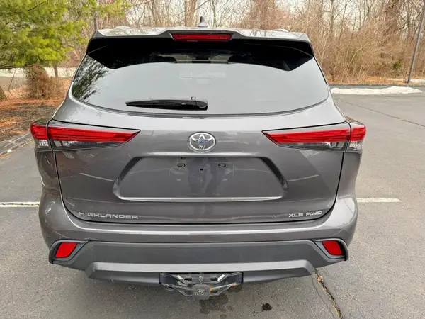 5TDHZRBH4MS084617 2021 TOYOTA HIGHLANDER - Image 8