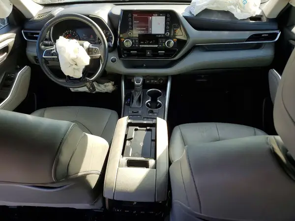 5TDHZRBH4MS091759 2021 TOYOTA HIGHLANDER - Image 8