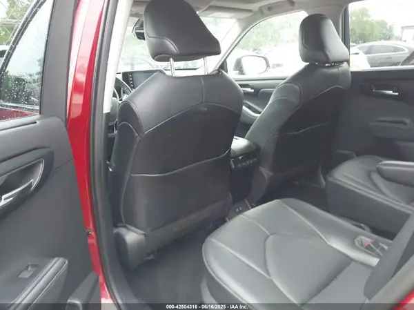 5TDHZRBH4MS098484 2021 TOYOTA HIGHLANDER - Image 8