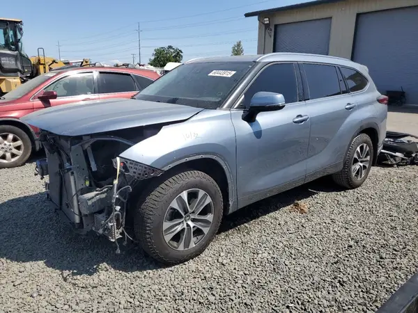 5TDHZRBH4MS115493 2021 TOYOTA HIGHLANDER - Image 1