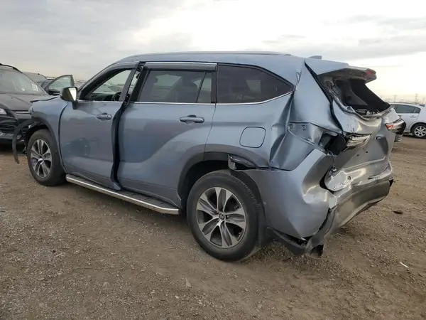 5TDHZRBH4NS169507 2022 TOYOTA HIGHLANDER - Image 2