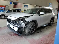 5TDHZRBH4NS179213 2022 TOYOTA HIGHLANDER