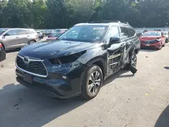 5TDHZRBH4NS581877 2022 TOYOTA HIGHLANDER