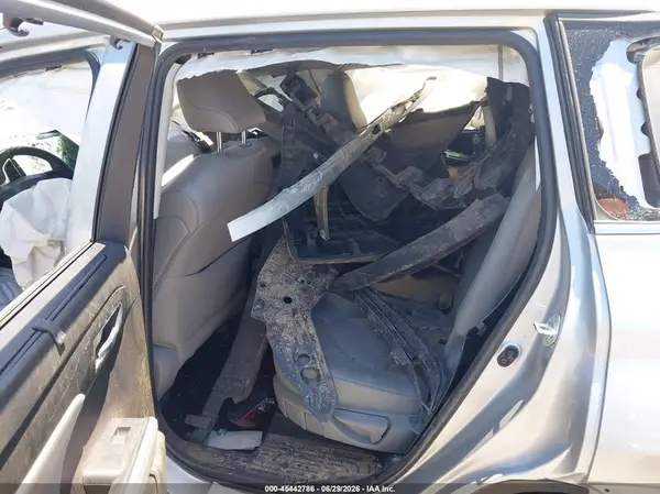 5TDHZRBH4NS585170 2022 TOYOTA HIGHLANDER - Image 8