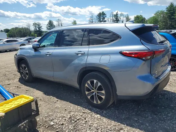 5TDHZRBH5LS014557 2020 TOYOTA HIGHLANDER - Image 2