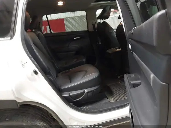 5TDHZRBH5NS164123 2022 TOYOTA HIGHLANDER - Image 8