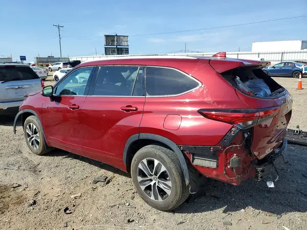 5TDHZRBH5NS578955 2022 TOYOTA HIGHLANDER - Image 2