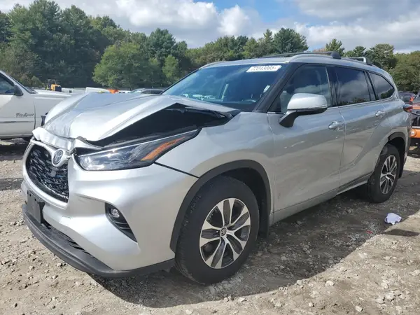 5TDHZRBH5NS588711 2022 TOYOTA HIGHLANDER - Image 1