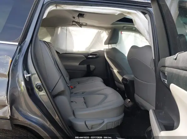 5TDHZRBH6LS020514 2020 TOYOTA HIGHLANDER - Image 8