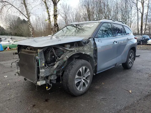 5TDHZRBH6LS028399 2020 TOYOTA HIGHLANDER - Image 1