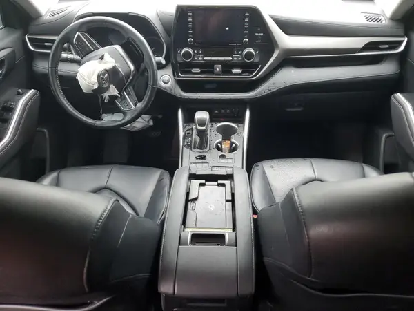 5TDHZRBH6LS504070 2020 TOYOTA HIGHLANDER - Image 8