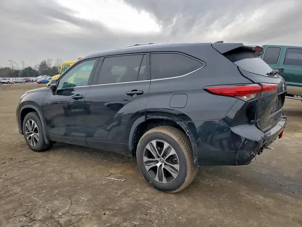 5TDHZRBH6LS512914 2020 TOYOTA HIGHLANDER - Image 2