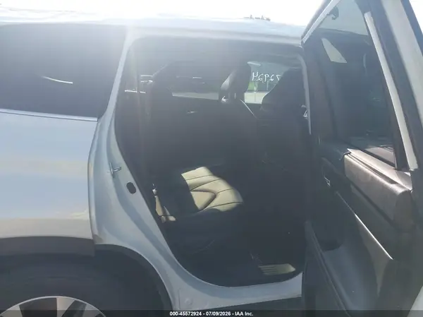 5TDHZRBH6MS525454 2021 TOYOTA HIGHLANDER - Image 8