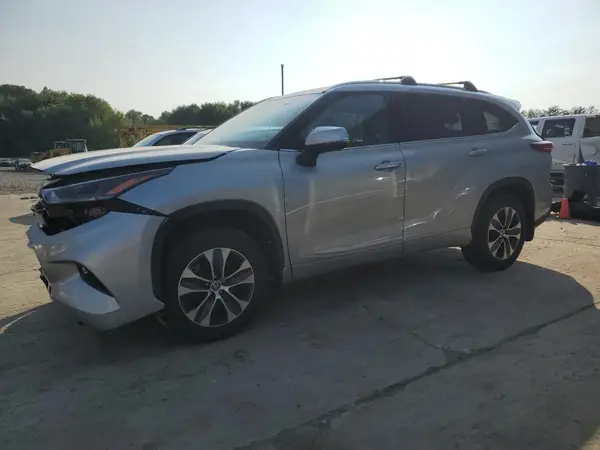 5TDHZRBH6MS528368 2021 TOYOTA HIGHLANDER - Image 1