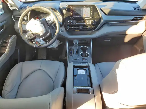 5TDHZRBH6MS528919 2021 TOYOTA HIGHLANDER - Image 8