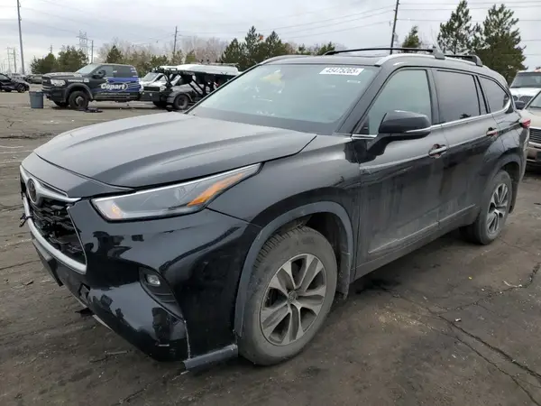 5TDHZRBH6NS250847 2022 TOYOTA HIGHLANDER - Image 1