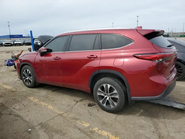 5TDHZRBH6NS570427 2022 TOYOTA HIGHLANDER - Image 2