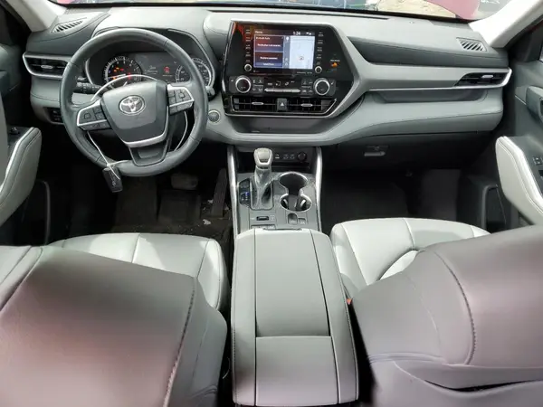 5TDHZRBH6NS570427 2022 TOYOTA HIGHLANDER - Image 8