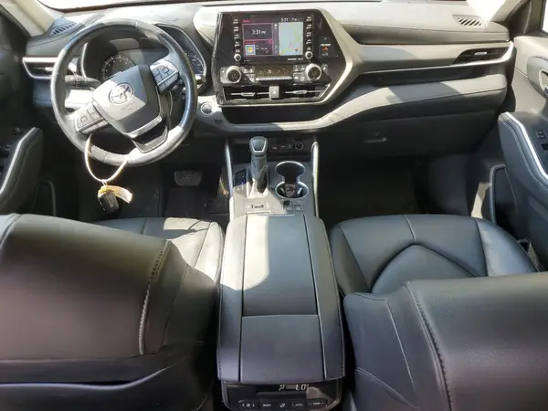 5TDHZRBH7LS030419 2020 TOYOTA HIGHLANDER - Image 8
