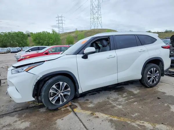 5TDHZRBH7LS518236 2020 TOYOTA HIGHLANDER - Image 1
