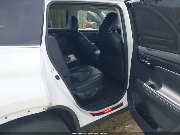 5TDHZRBH7MS062420 2021 TOYOTA HIGHLANDER - Image 8