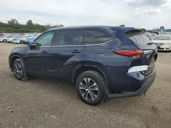 5TDHZRBH7MS085549 2021 TOYOTA HIGHLANDER - Image 2